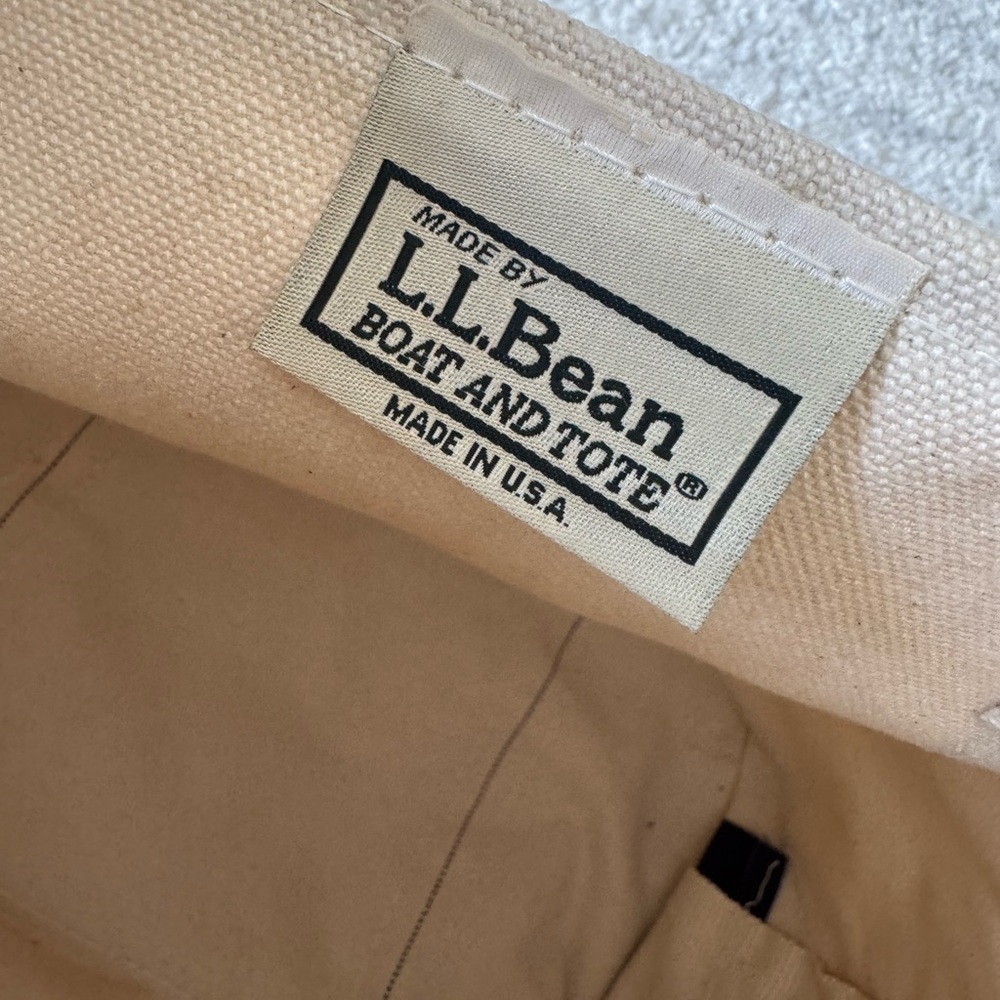 L.L. Bean Boat and Tote Bag in Cream - Picture 2 of 13